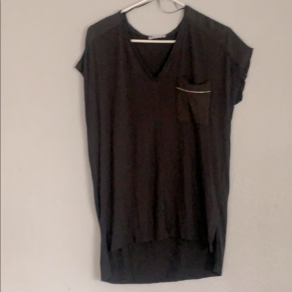 V neck tee